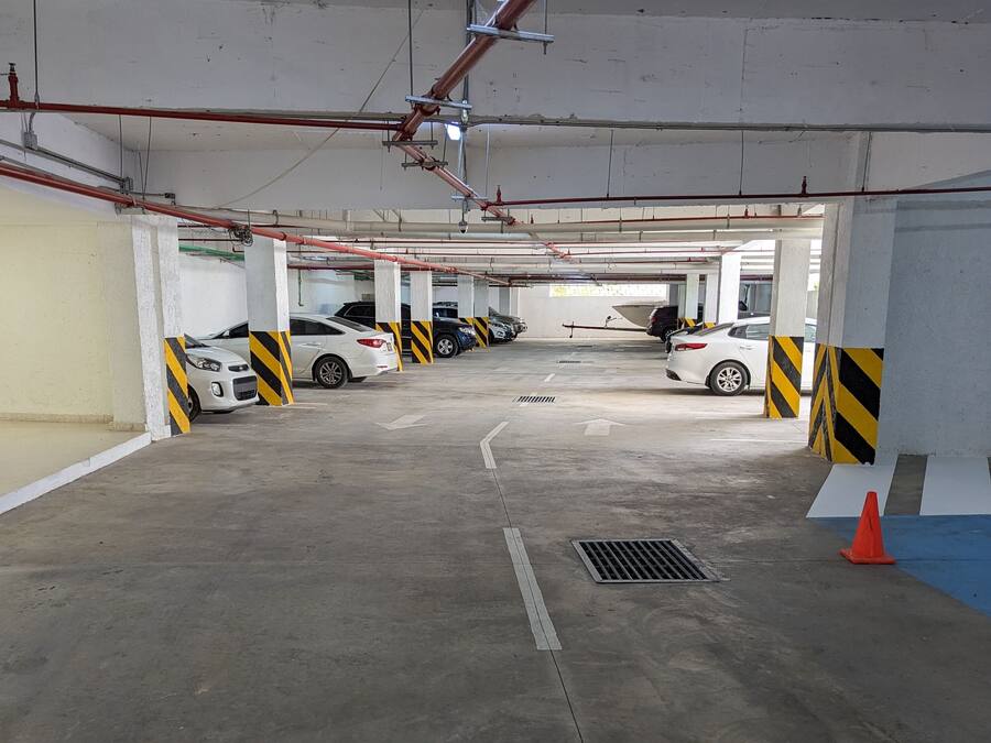 Tempat parkir