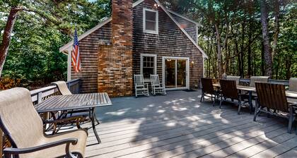 Lovely Cape Cod Home with Large Deck, Gas Grill, AC, and Free WiFi