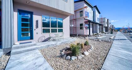 Ponchita East- New 3 Bedroom in Poncha Springs- Minutes to Ski Monarch