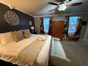 4 chambres, fer et planche à repasser, accès à Internet, literie fournie