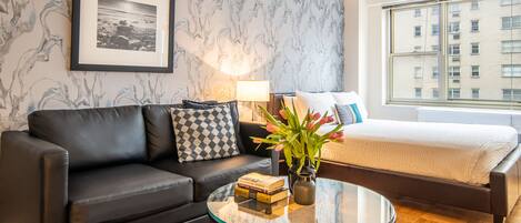 Fer et planche à repasser, Wi-Fi gratuit, draps fournis