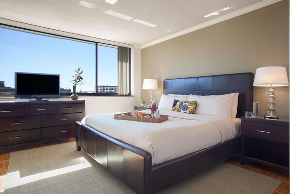 Unclassified image, 1 of 6, button