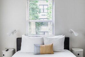 1 室のベッドルーム、アイロン / アイロン台、WiFi (無料)、ベッドシーツ