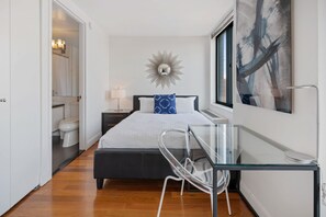 Iron/ironing board, free WiFi - Spacious, Modern Studio in Gramercy with Balcony (New York)