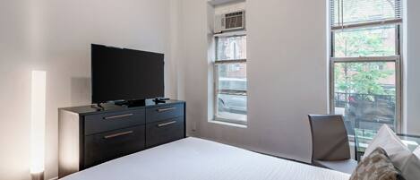 Iron/ironing board, free WiFi