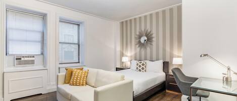 Iron/ironing board, free WiFi