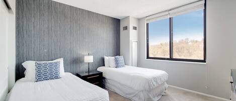 2 habitaciones, tabla de planchar con plancha y wifi gratis