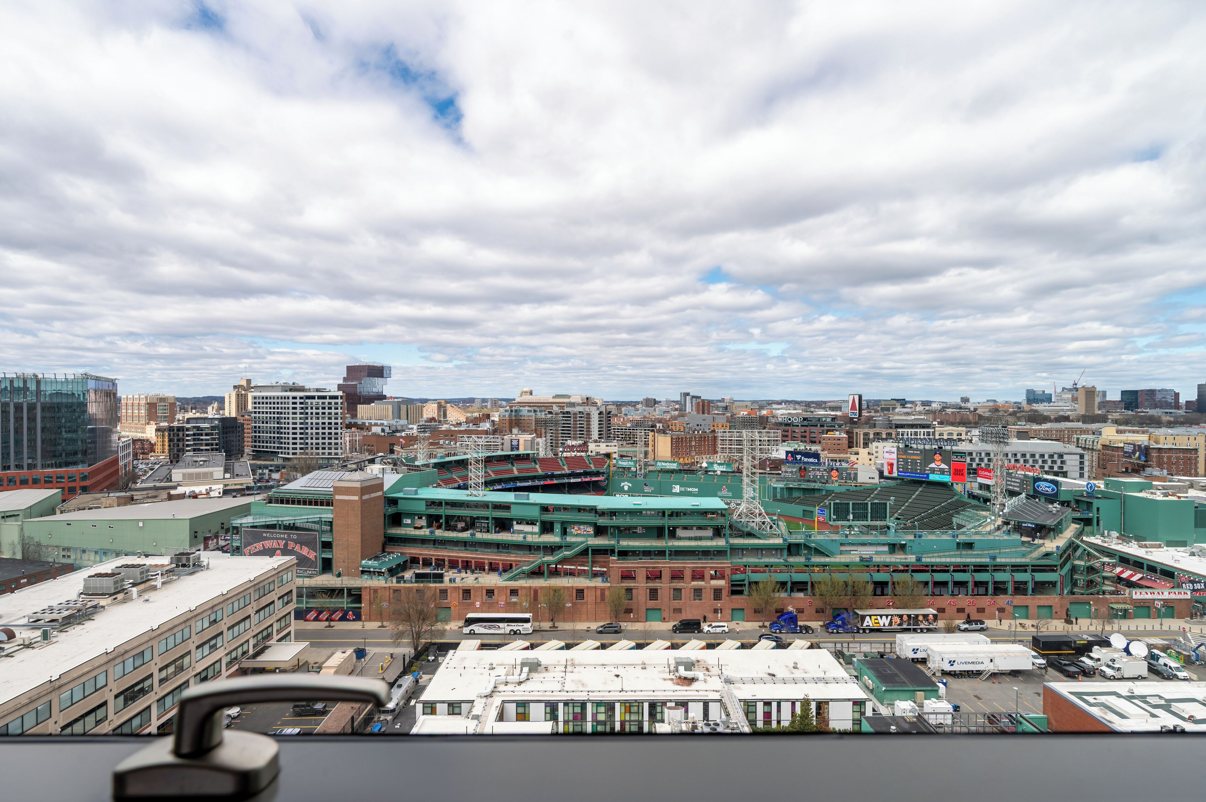 الإطلالة من المنشأة