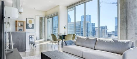 テレビ、ステレオ