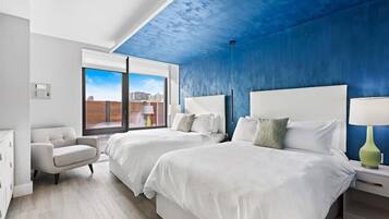 Iron/ironing board, free WiFi, bed sheets