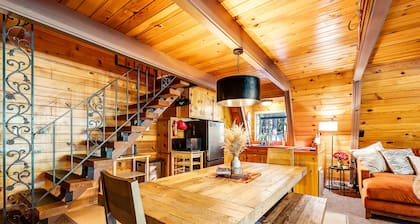 Secluded A-frame cabin with free WiFi, hot tub, deck, & gas fireplace
