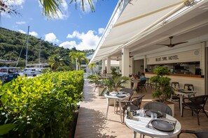 Snack bar - Blue Sail Hotel SXM (Anse Marcel)