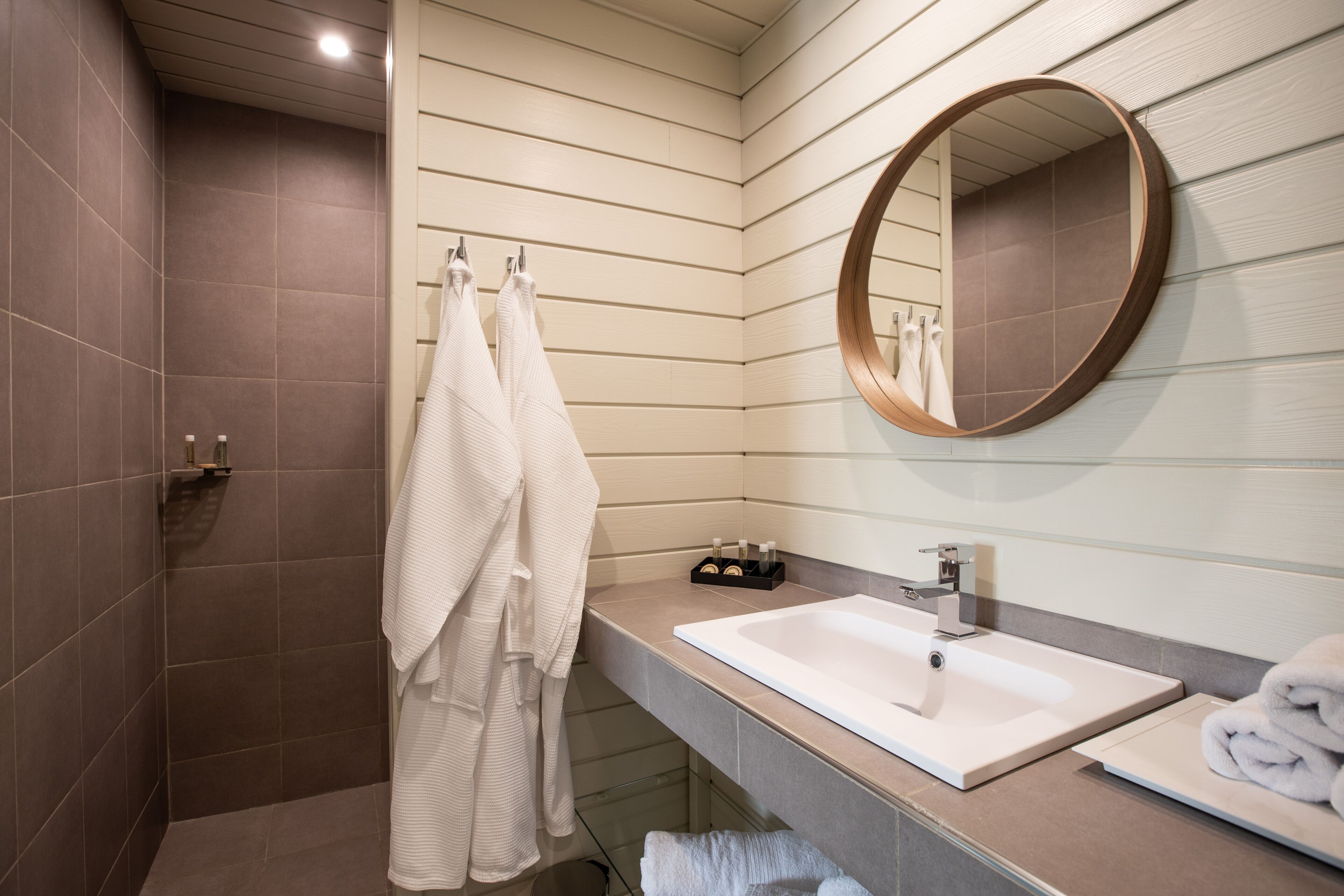 superior room | bathroom | shower, bathrobes, towels