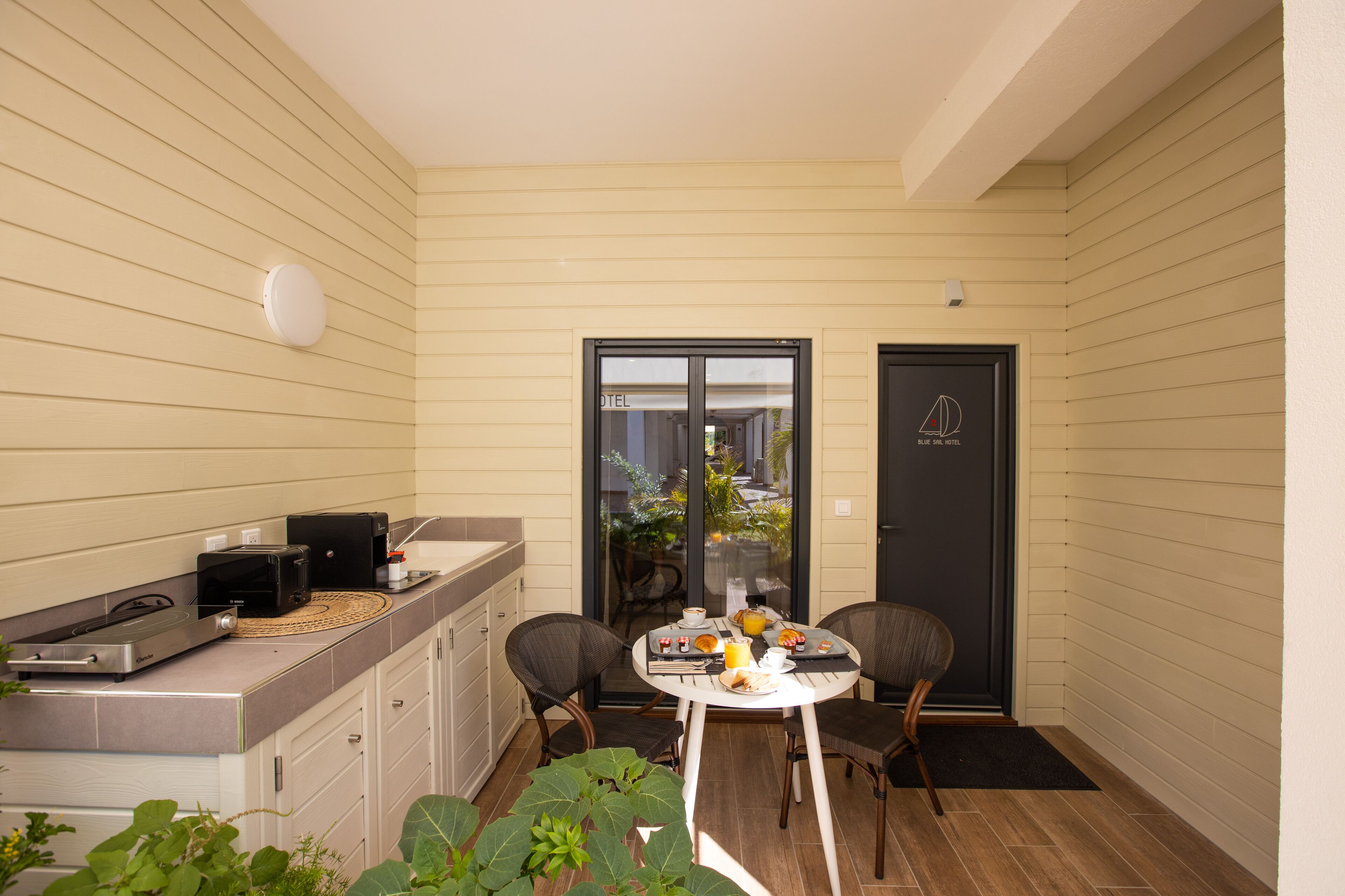 superior room | terrace/patio