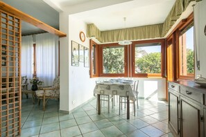 Dining - Villa Luia by MMega (Marina di Pietrasanta)