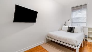 1 bedroom, iron/ironing board, free WiFi