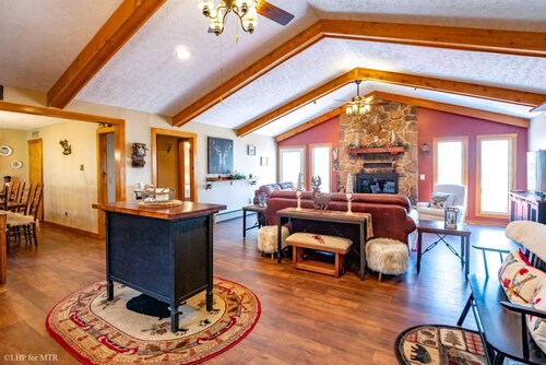 Lazy Bear - 637 Fern Lane<br><br>Lazy Bear - 637 Fern Lane