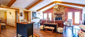 Lazy Bear - 637 Fern Lane<br><br>Lazy Bear - 637 Fern Lane