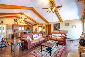 TV, fireplace, DVD player