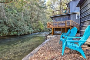 Property grounds - Cozy Creek Cabin | Ellijay, GA (Ellijay)