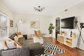 Smart TV, books, offices