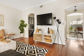 Smart TV, books, offices