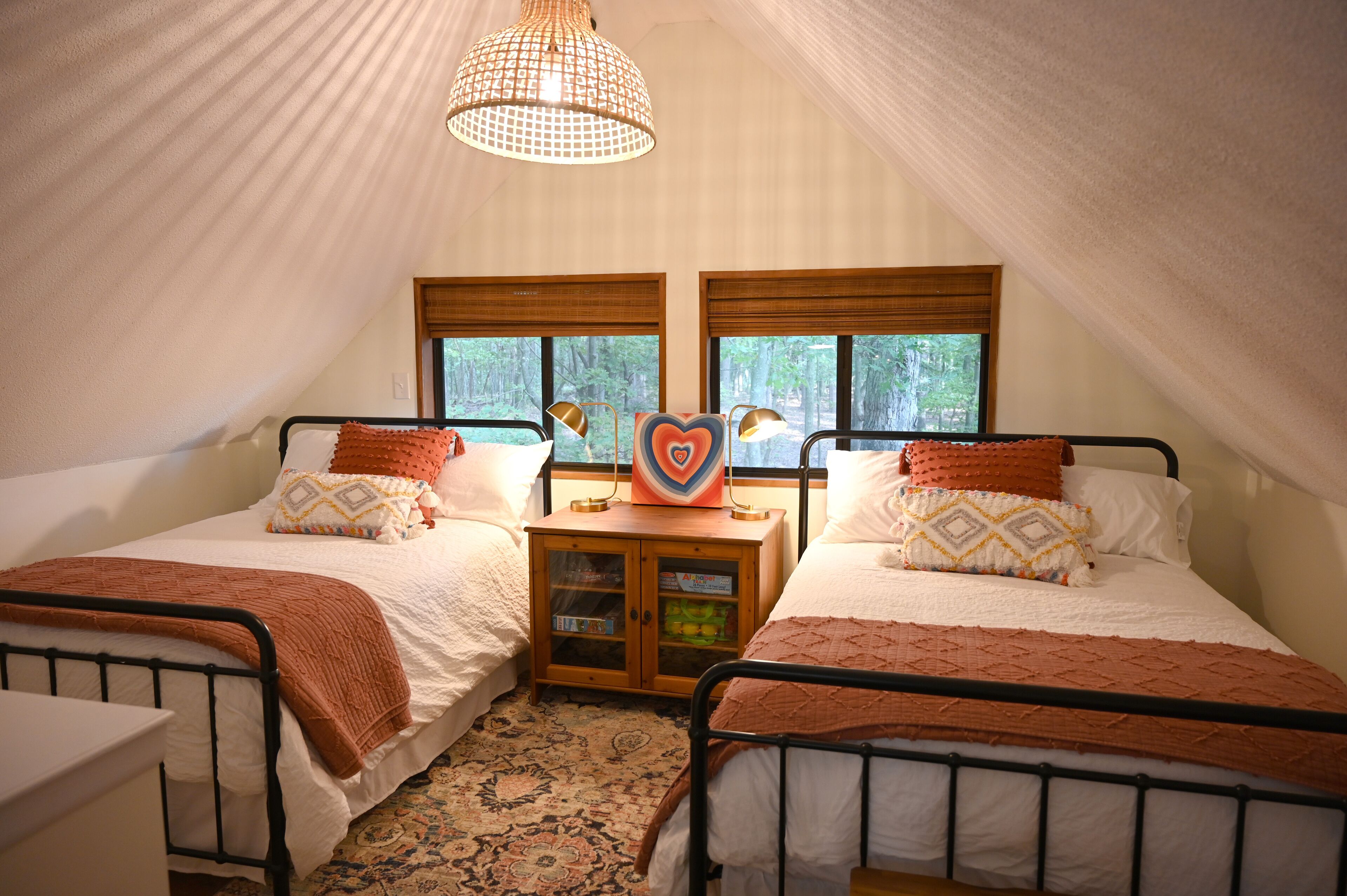 Top 12 PetFriendly Cabins In And Near Harpers Ferry, West Virginia