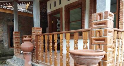 Borobudur Kampung Homestay - Sumaedi