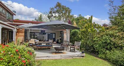 Westhay Stables - Paparoa Holiday Home