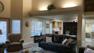 Smart TV, fireplace, video games, DVD player