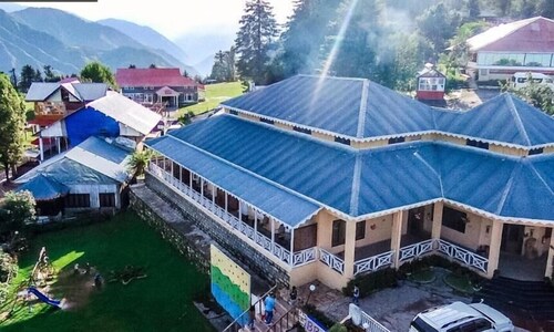 Lalazar Family Resort