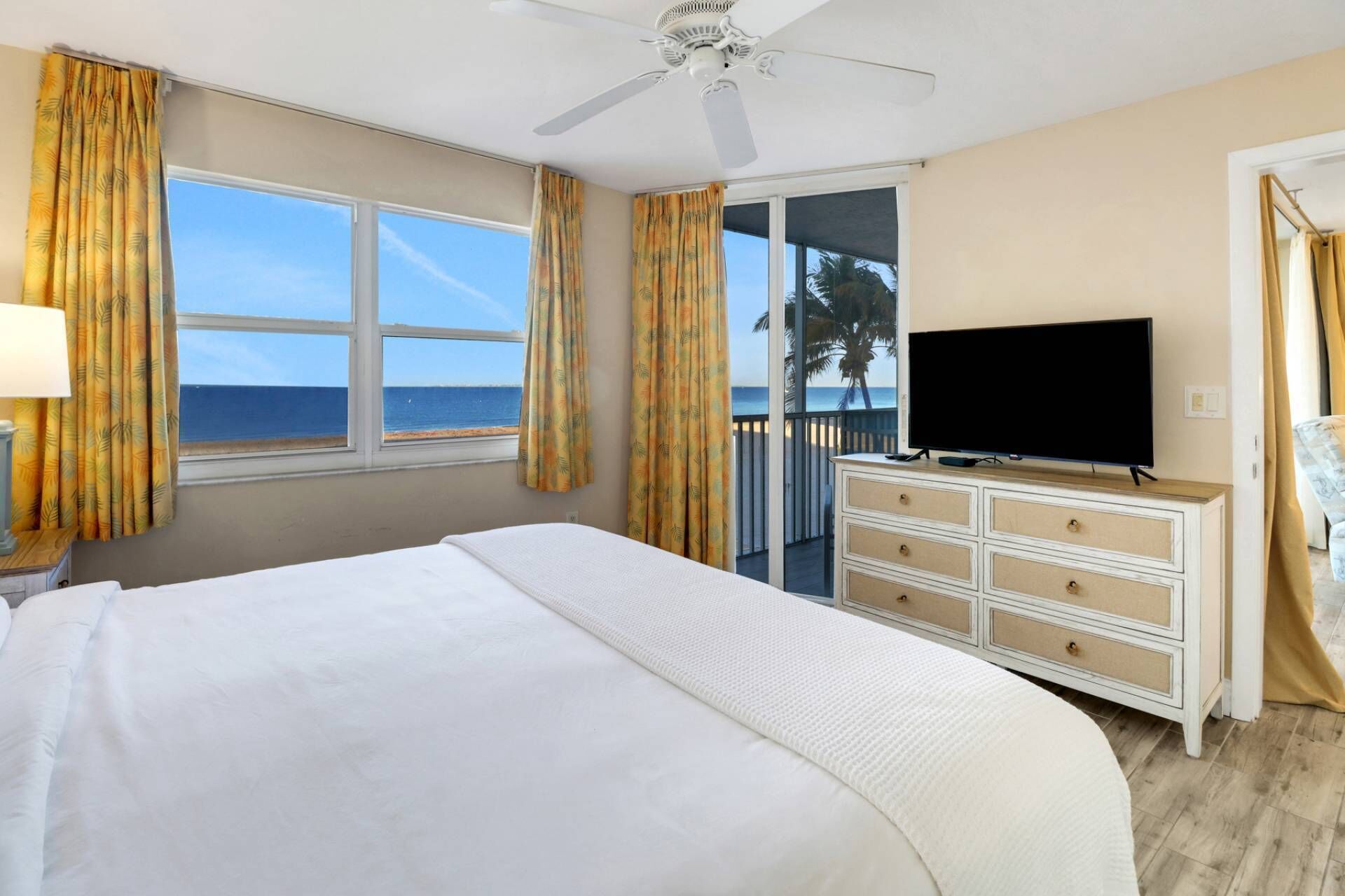2 bedrooms, iron/ironing board, WiFi (free), bed sheets