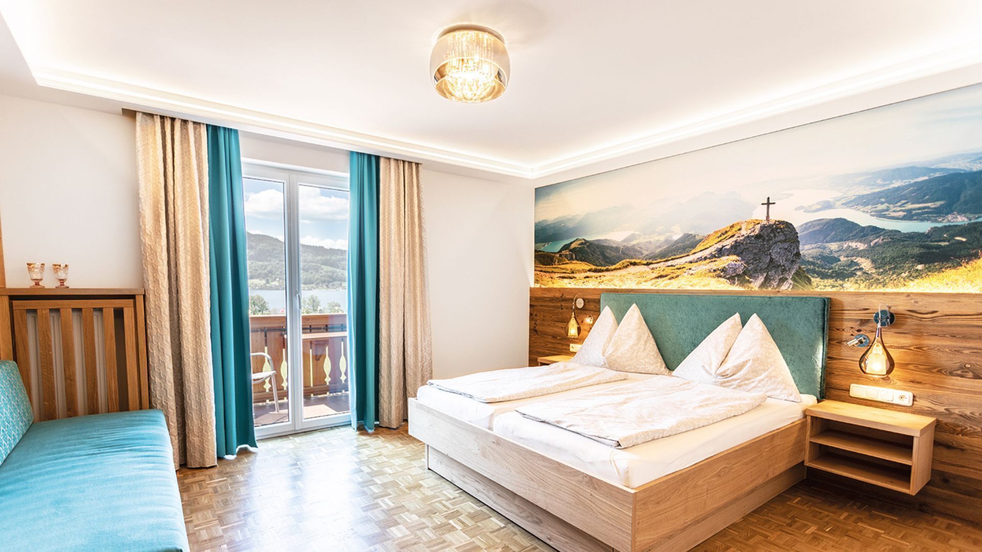 1 bedroom, desk, WiFi, bed sheets