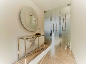 Unclassified image, 2 of 14, button - Light-flooded designer apartment Gütersloh - 90 sqm - Light-flooded (Gütersloh)