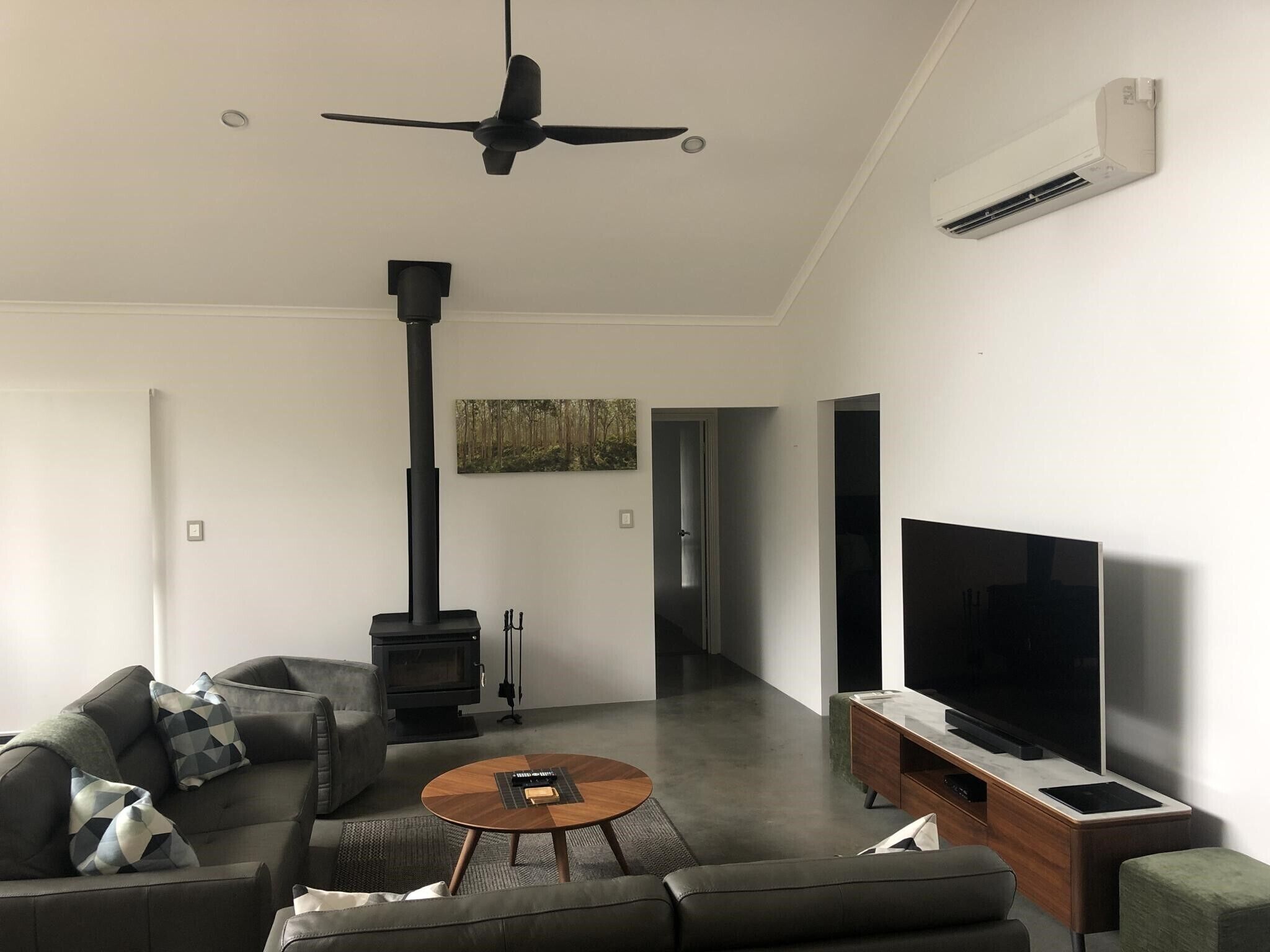 Villa Vines @ Rivendell Winery Estate — image 8