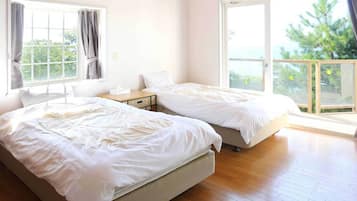 1 bedroom, desk, free WiFi, bed sheets