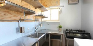 Cottage, Non Smoking | Private kitchenette | Fridge, microwave, stovetop, cookware/dishes/utensils - Yururi (Tonosho)