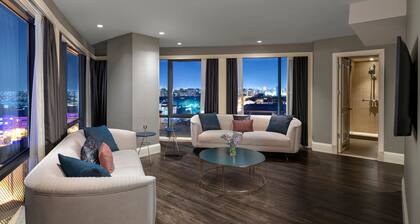 Windsor Hotel & Convention Center