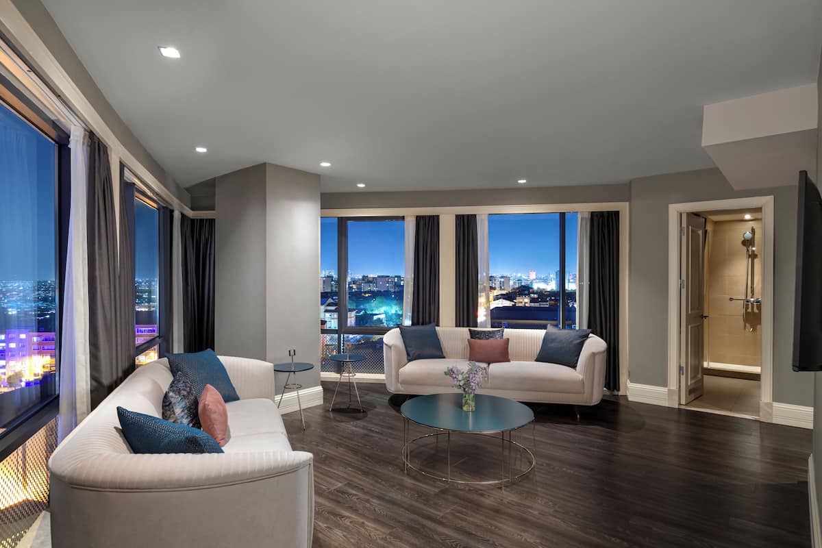 Presidential Suite | Living area