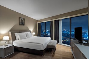 Corner Suite