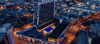 Windsor Hotel & Convention Center