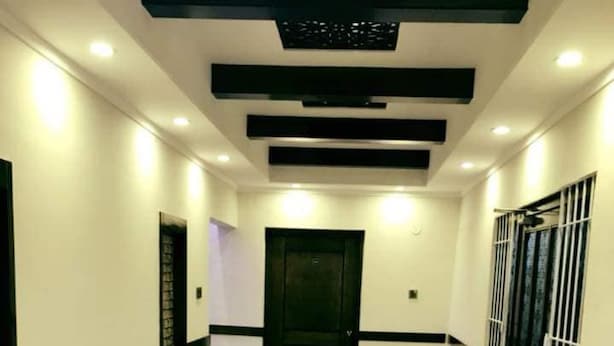 Interior entrance - Asaish Inn III (Karachi)