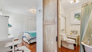 1 habitación, escritorio, tabla de planchar con plancha y wifi gratis