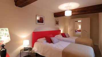 4 bedrooms, free WiFi