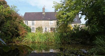Maison paisible en nature avec cheminée et animaux acceptés