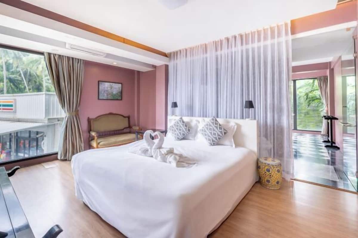1 Schlafzimmer, Minibar, Schreibtisch, schallisolierte Zimmer