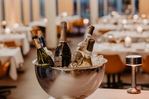 Der serveres aftensmad