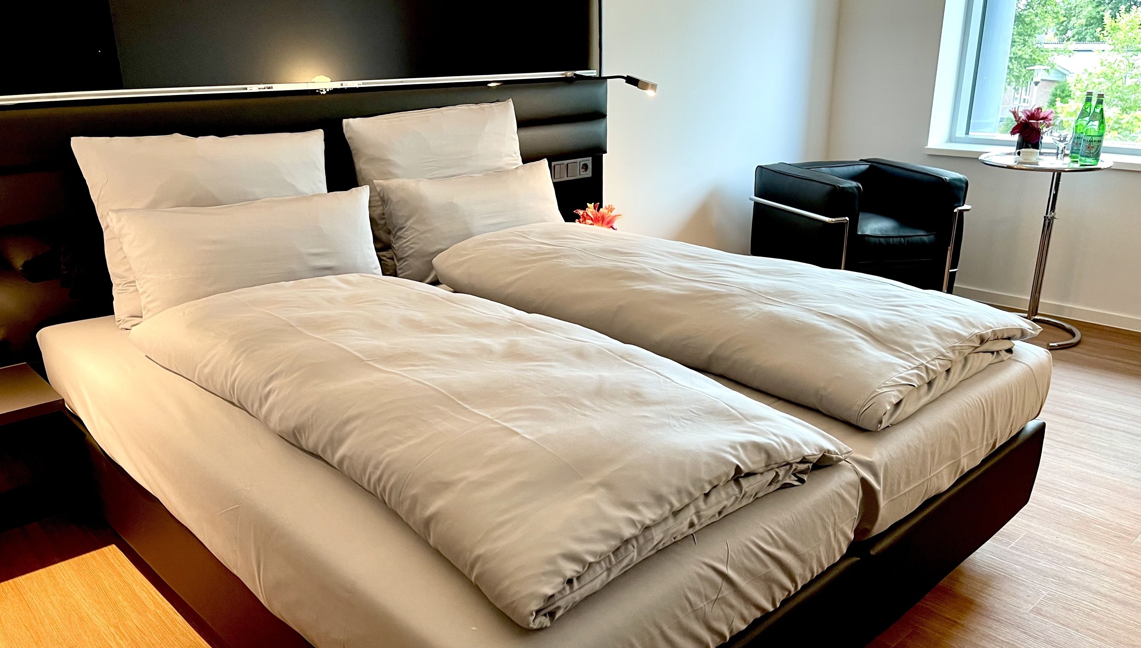 1 bedroom, premium bedding, minibar, in-room safe