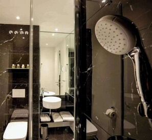 Premium bedding, minibar, in-room safe, desk - Best Western Plus Hotel Brueggen (Brueggen)