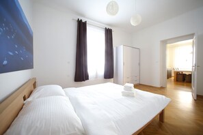 3 bedrooms, desk, iron/ironing board, travel cot